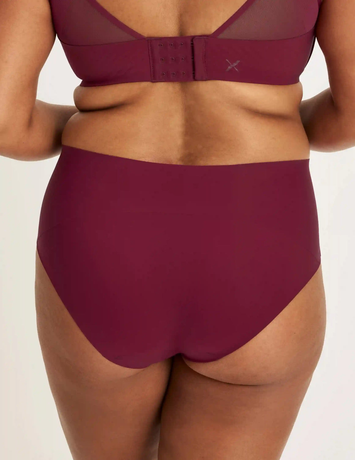 Leakproof Shape & Smooth High Rise